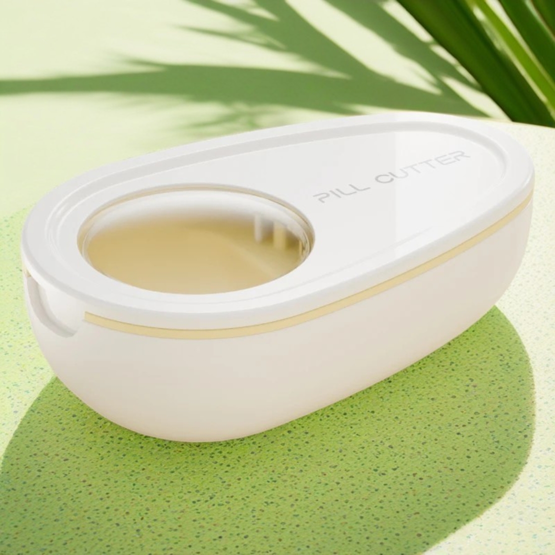 Cutie Taiat Pastile si Depozitare Medicamente, Flippy, Alba, 8x5x2.65 cm, Compacta si Portabila, Ideala Pentru Calatorii