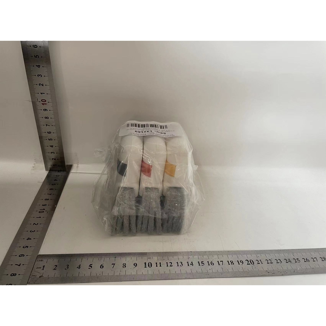 Perii de Curatat 2 in 1, Flippy, Perii pentru Canalele din Ferestre si Usi, Perii pentru Colturi Moarte, pentru Geamuri, locuri greu de accesat, Alb