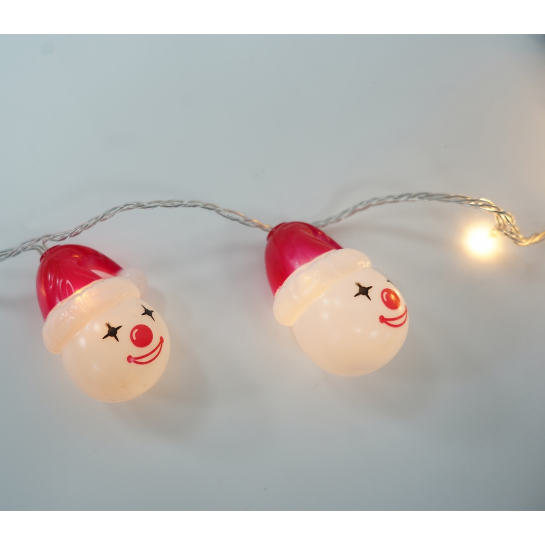 Set 10 Ornamente pentru Instalatie, Flippy, Atasare la Instalatia de Craciun, Design Festiv, Protectie Becuri Instalatie, Rezistente la Zapada, Interior/ Exterior, Model Clown