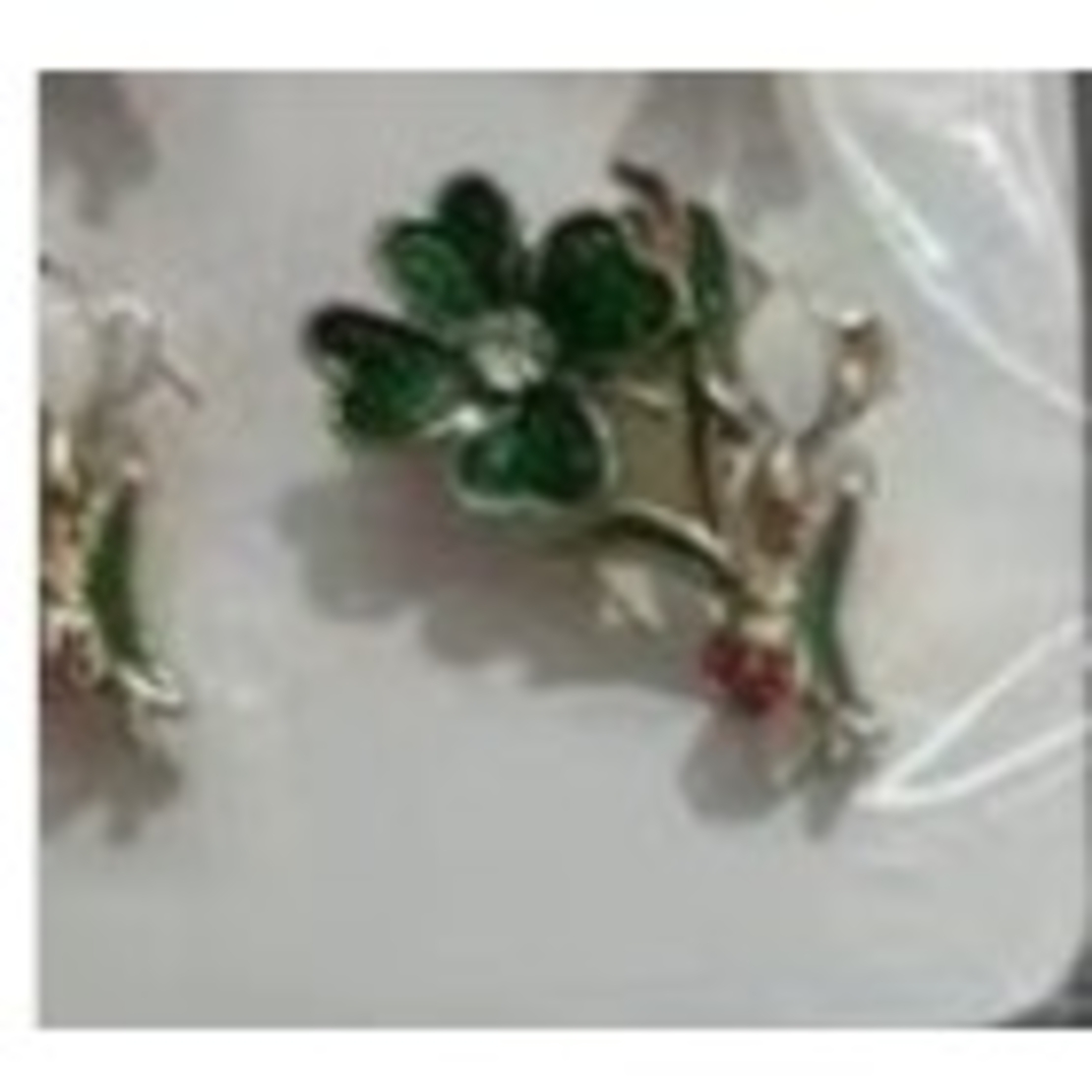 Set 12 Brose Martisor Primavara Trifoi cu Piatra in Centru si Buburuza