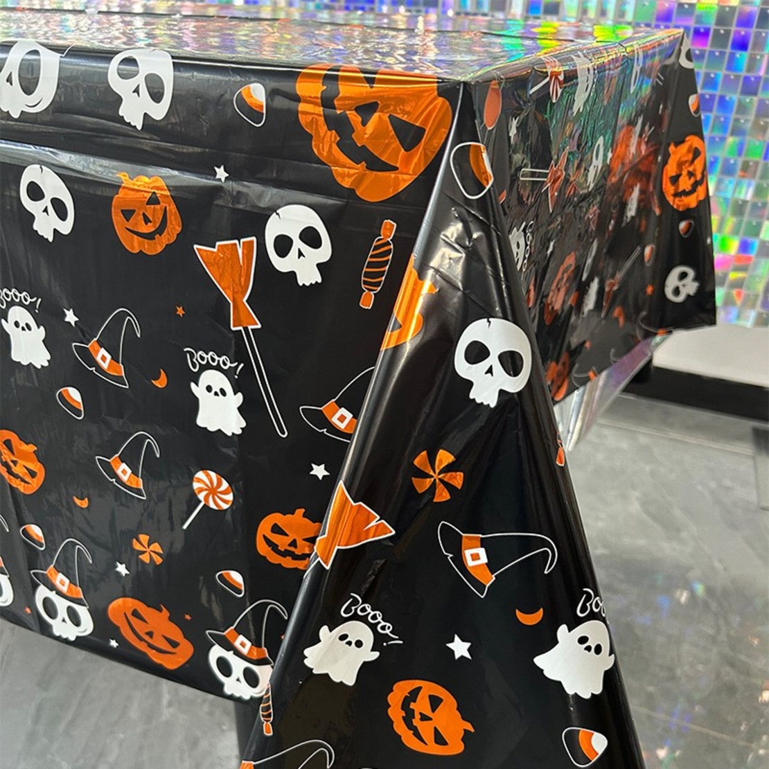 Fata de Masa, Flippy, din Folie, Imprimeu Halloween - Boo, 137 x 274 cm, Negru