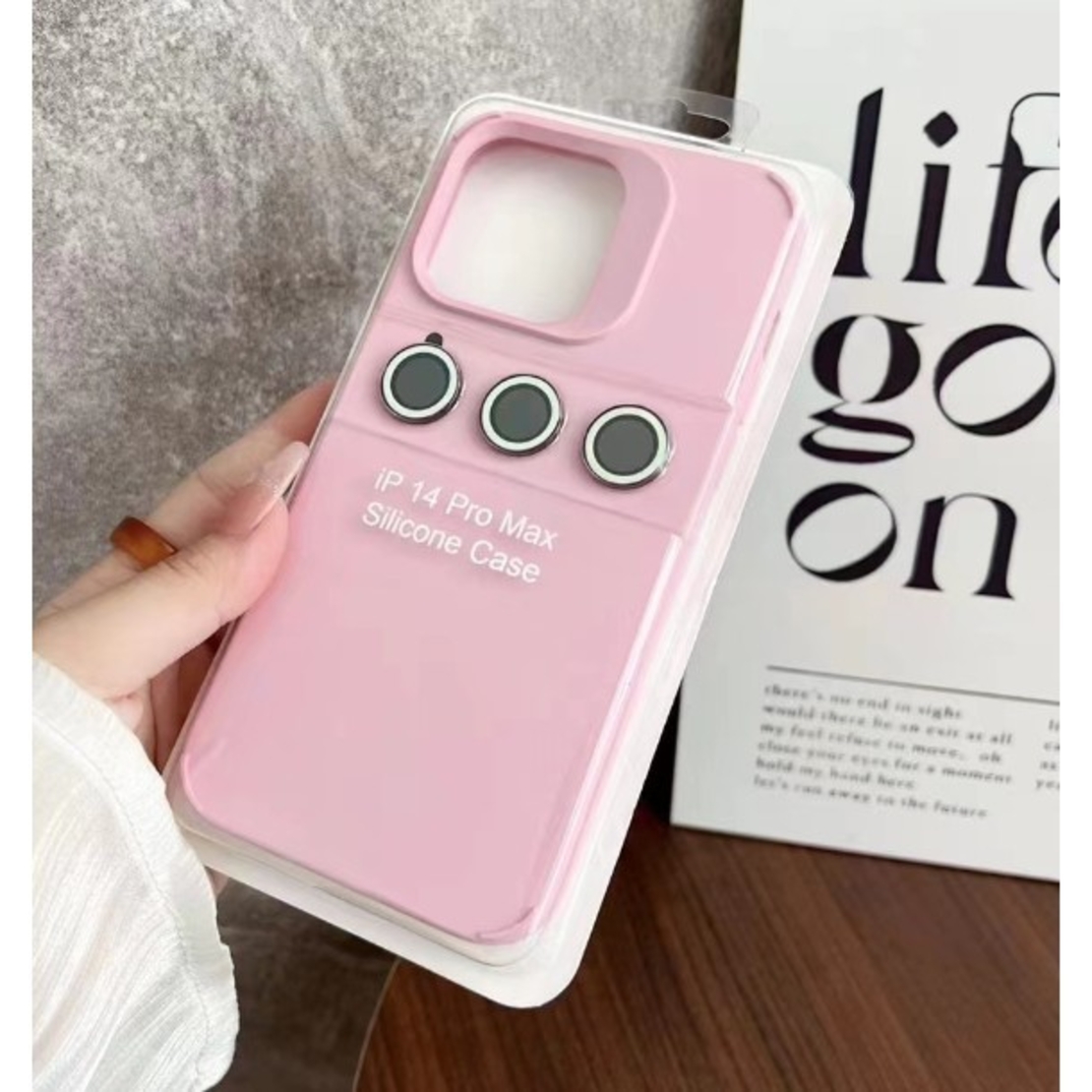 Husa Apple iPhone 13, Flippy, din Silicon Lichid, Interior din Microfibra, Lentile Fosforescente de Protectie Camera, Anti Amprenta, Rezistenta la Socuri, Roz
