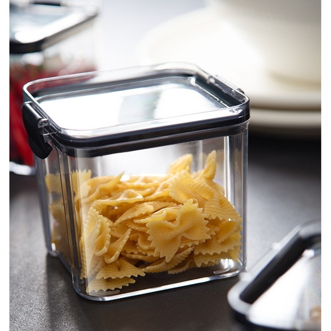 Recipient din Plastic, Flippy, pentru Alimente/Obiecte, Inchidere Ermetica, 10.2 x 9.8 cm, 700 ml, Transparent