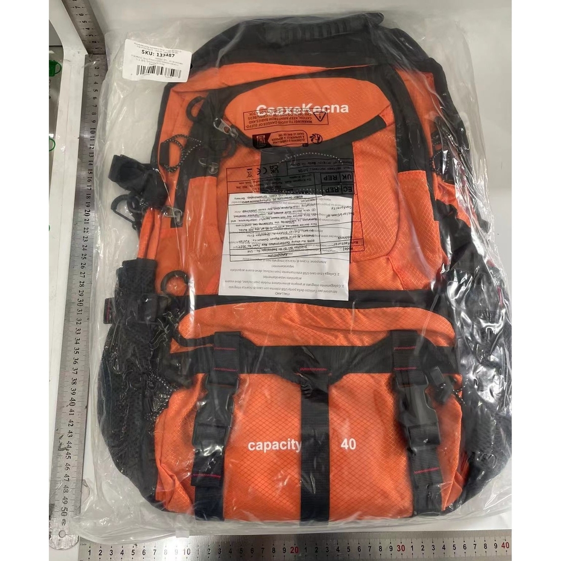 Rucsac Multifunctional de Alpinism, Flippy, Capacitate 36-55 L, de Calatorie, Impermeabil, Slot USB Incarcare Telefon, Bretele Reglabile, 52 x 34 x 19 cm, Portocaliu