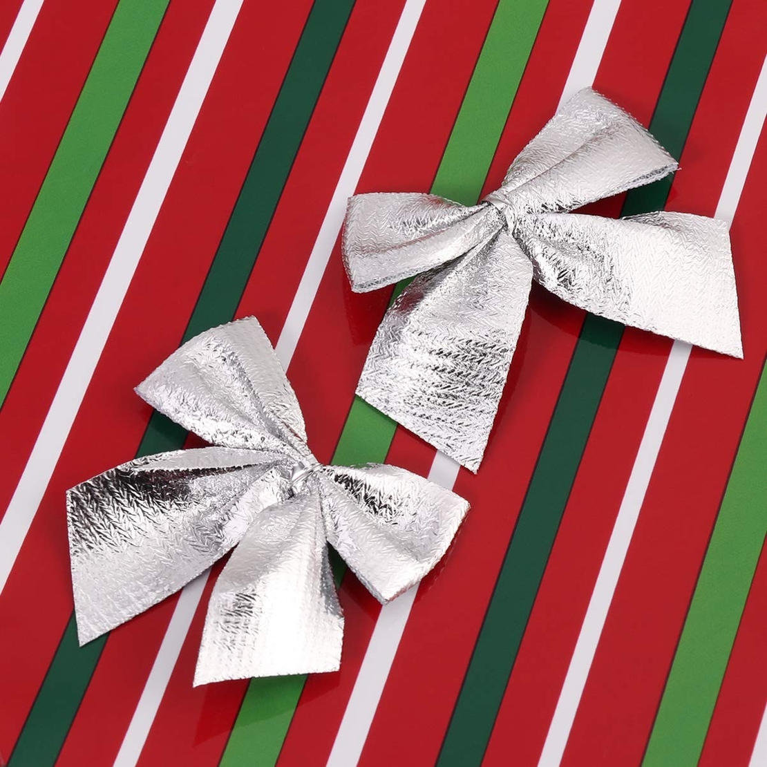 Set 12 Fundite pentru Brad, Flippy, 5.5 cm, din Poliester, Argintiu