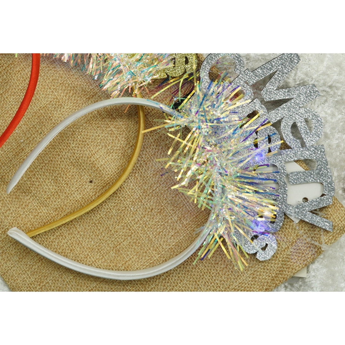 Bentita/cerc Mery Cristmas, culoare gri metalic cu beteala, marime standard, Flippy