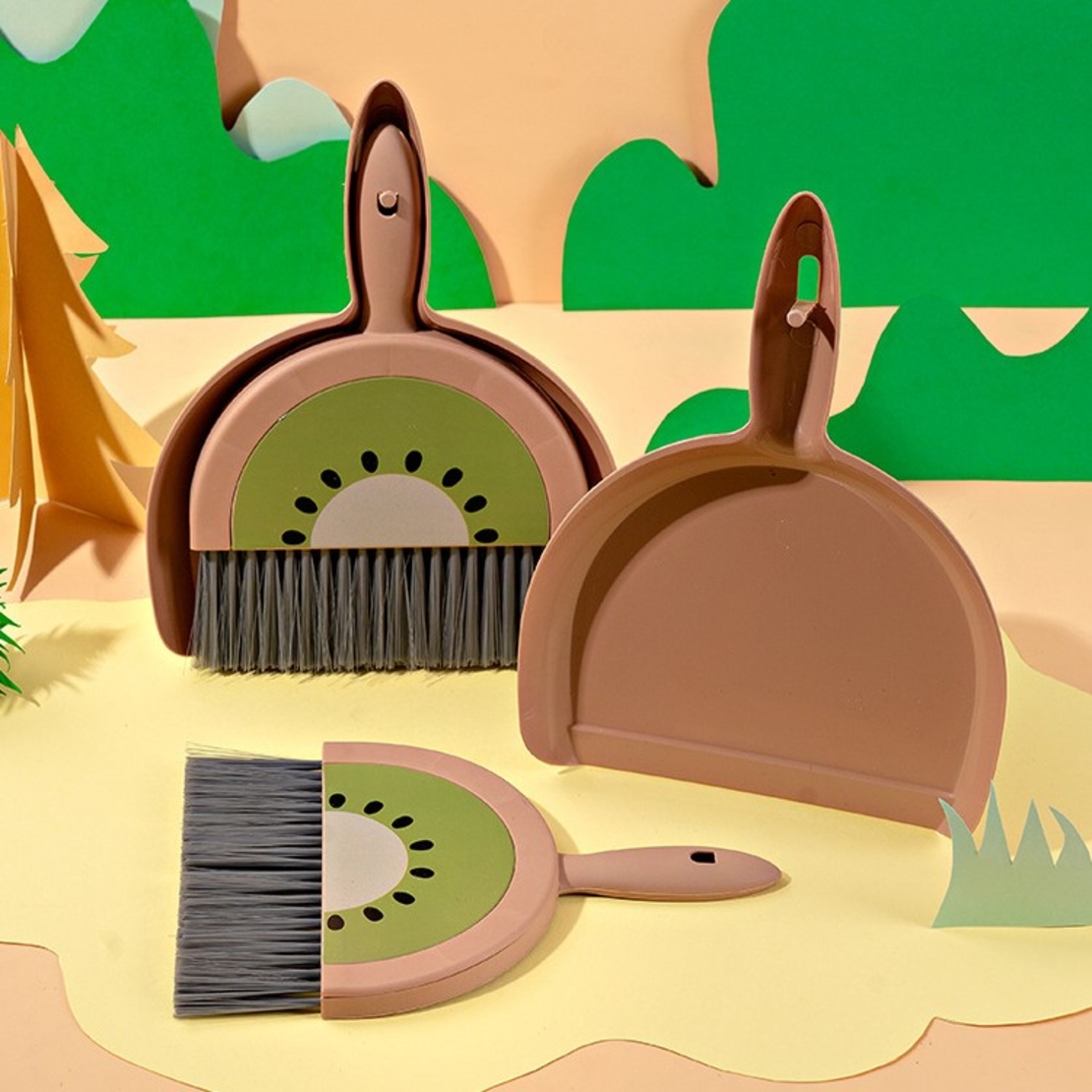 Set Mini Matura si Faras, Flippy, LITTLE CLEANER, Uz Casnic, pentru Birou, Bucatarie, Casa, Model Kiwi, 23 x 18 cm Maro-Verde