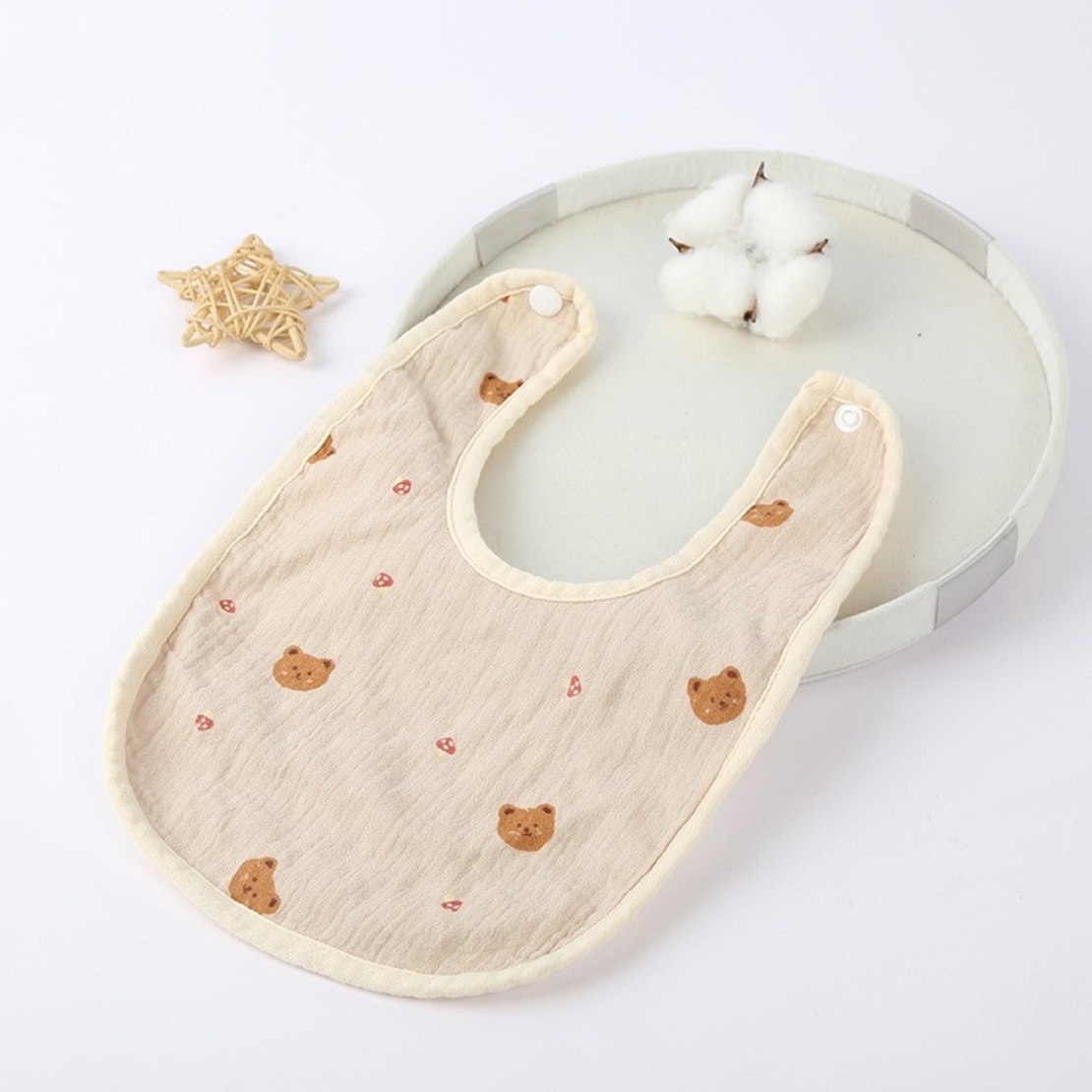 Baveta in Forma de U, Flippy, din Bumbac, pentru Copii 0-12 Luni, Rezistenta la Apa, cu Capse, Model cu Ursuleti,  21x30 cm, Bej