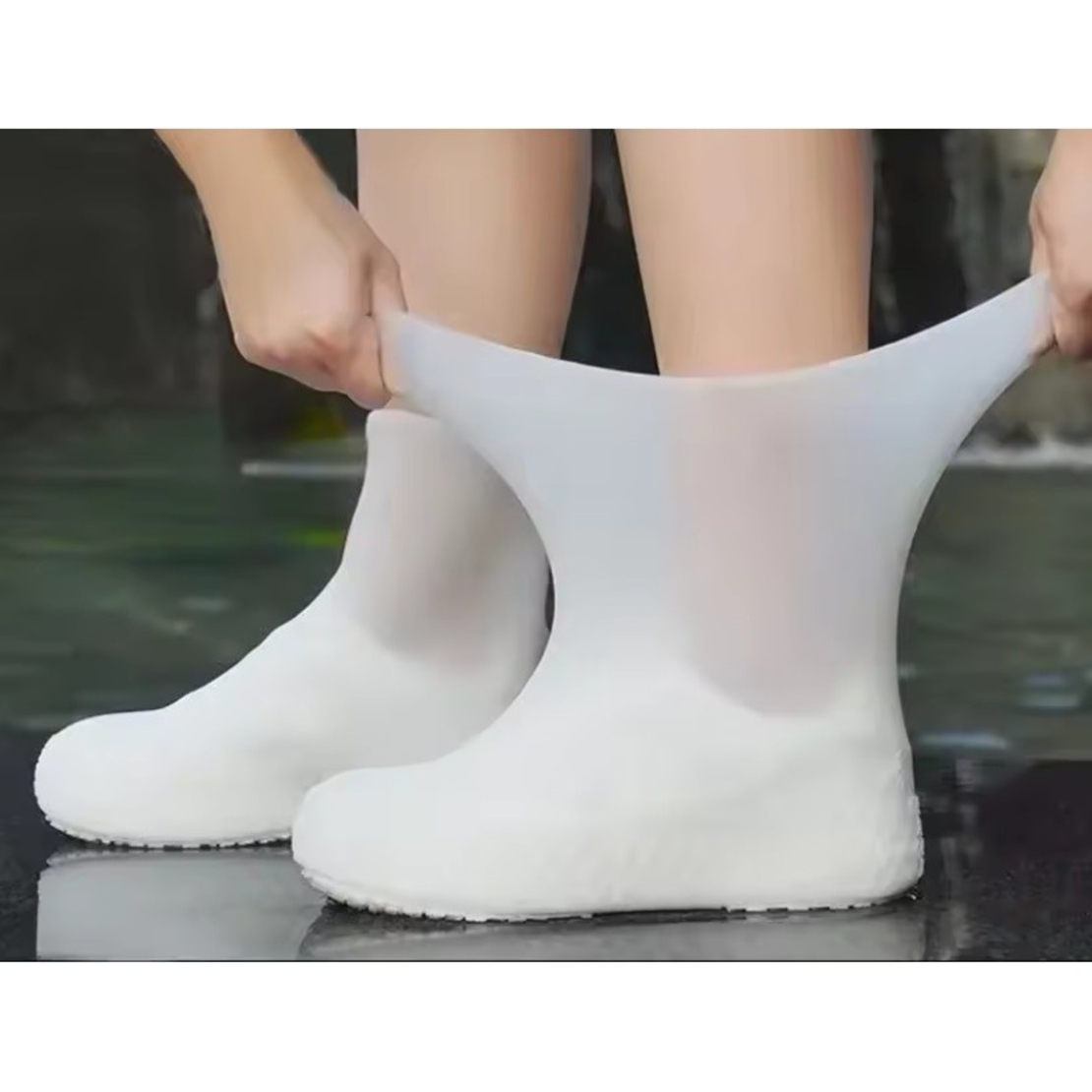 Husa Incaltaminte, Flippy, Impermeabila, Antiderapanta, din Latex, 13 x 13 x 2 cm, Marime M 34-40 cm, Alb