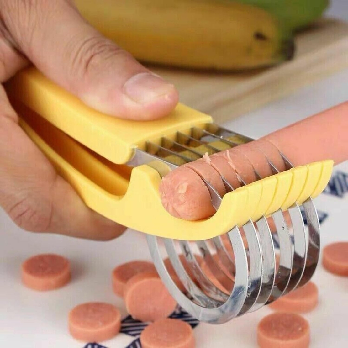 Feliator pentru Alimente, Flippy, Accesoriu pentru Bucatarie, Cutit pentru Legume si Fructe, Model Banana, Ergonomic, 17.5x5x4 cm, Galben