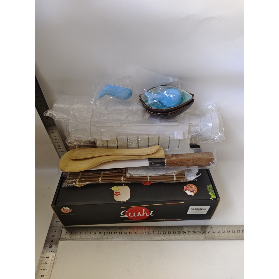Set Ustensile pentru Sushi, Flippy, Set din 19 Accesorii pentru Sushi, Set pentru Sushi HOME MADE, Cutit Inclus, Forme, Betisoare, Multicolor