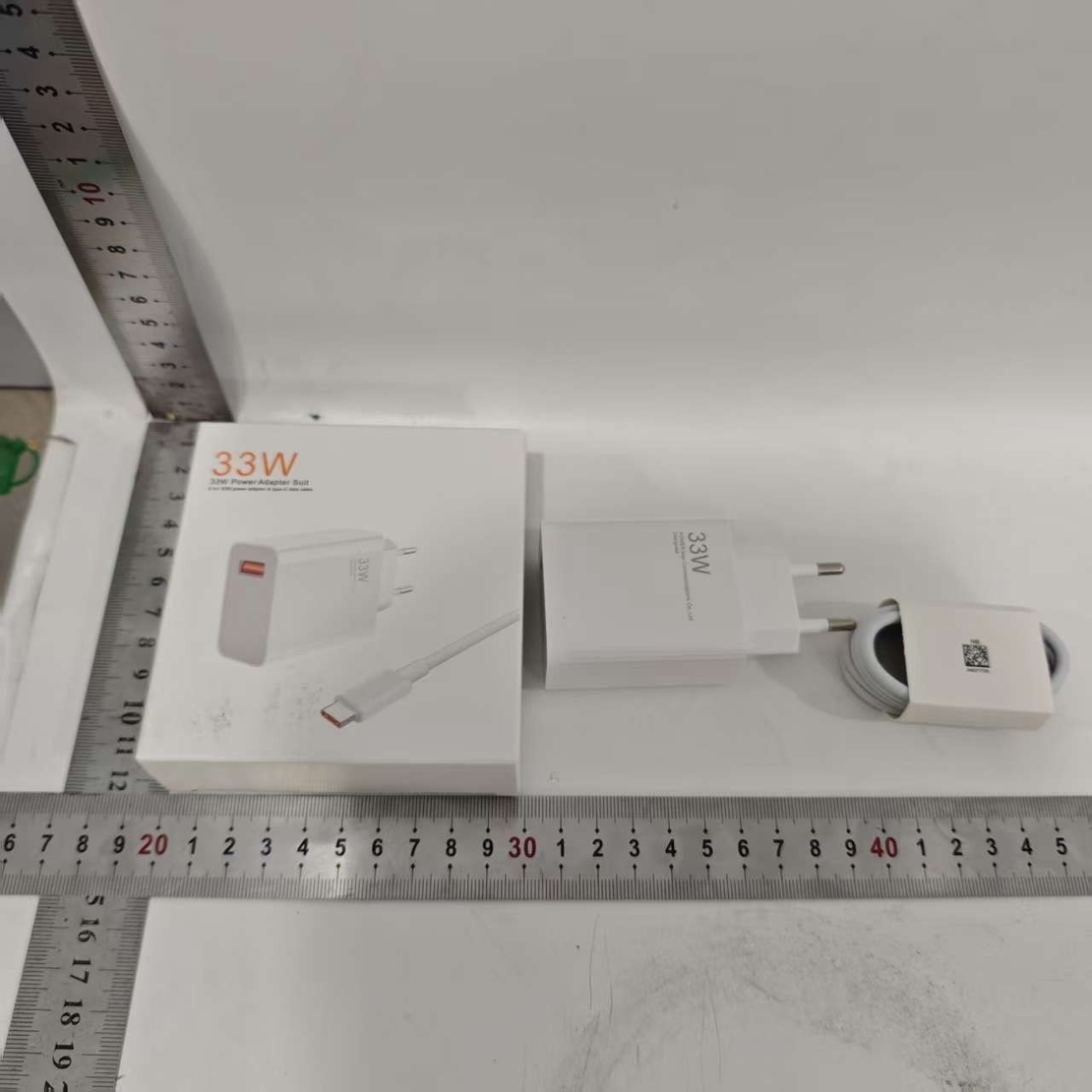 Incarcator Retea Super Charge pentru Telefon, Flippy, 33W Standard UE, Port USB-B cu Cablu TYPE-C de 1m Inclus, Alb