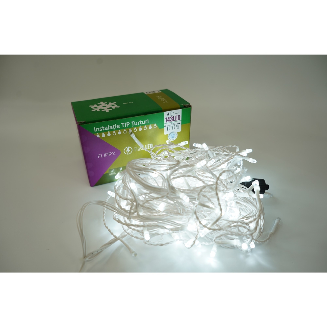 Sectiune Instalatie de Craciun, Flippy®, Tip Turturi, 5 m, 143 LED-uri, cu Flash, Fir Alb, Lumina Alb Rece, IP44, Interconectabila
