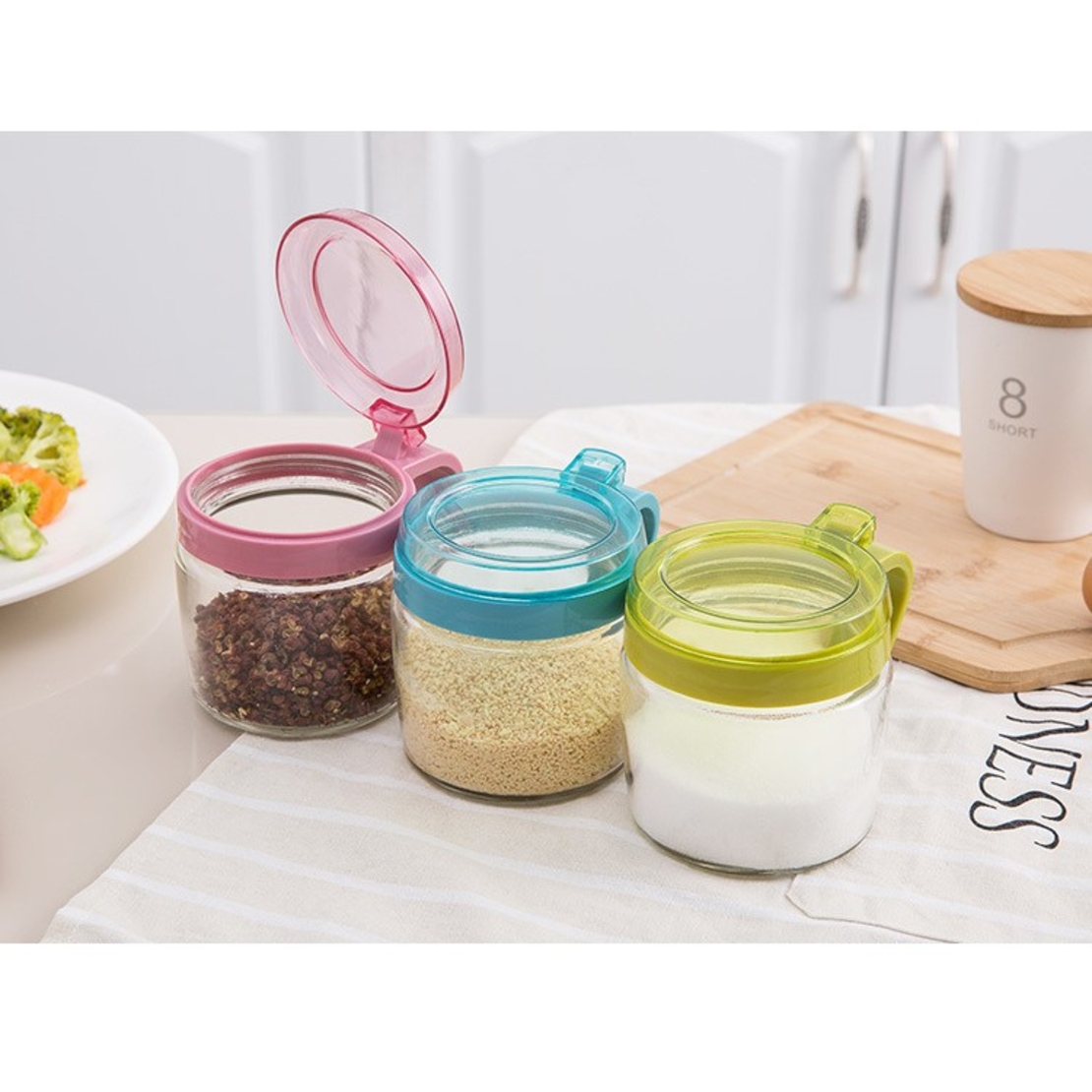 Recipient Condimente, Flippy, din Stilca, 180 ml, cu Maner si Lingurita, 8 x 9 cm, Capac Transparent, Roz