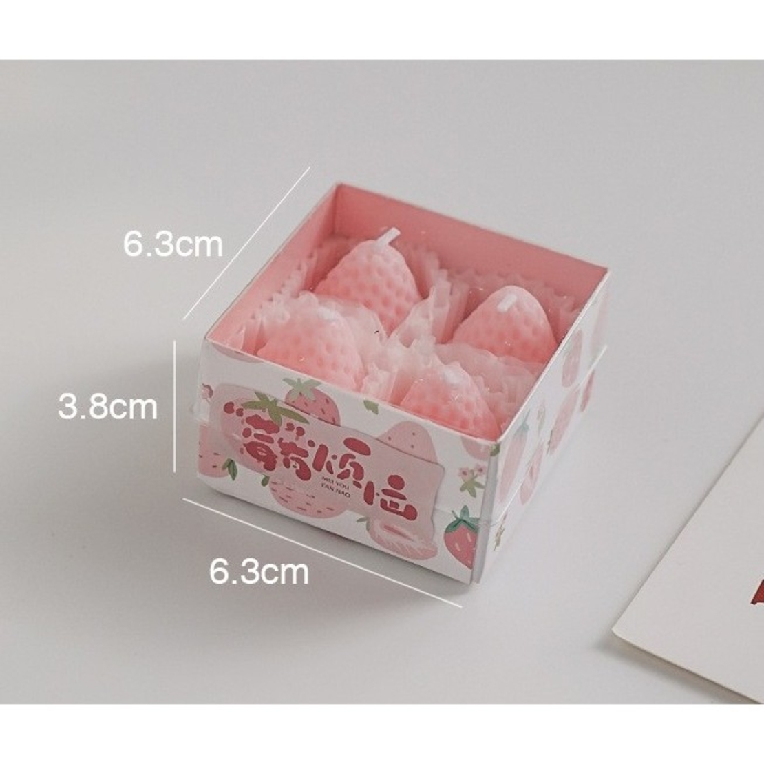 Set 4 Lumanari Parfumate, Flippy, Model Capsunici, Ardere 30 min, 52g, 6.3 x 6.3 x 3.8 cm, Roz