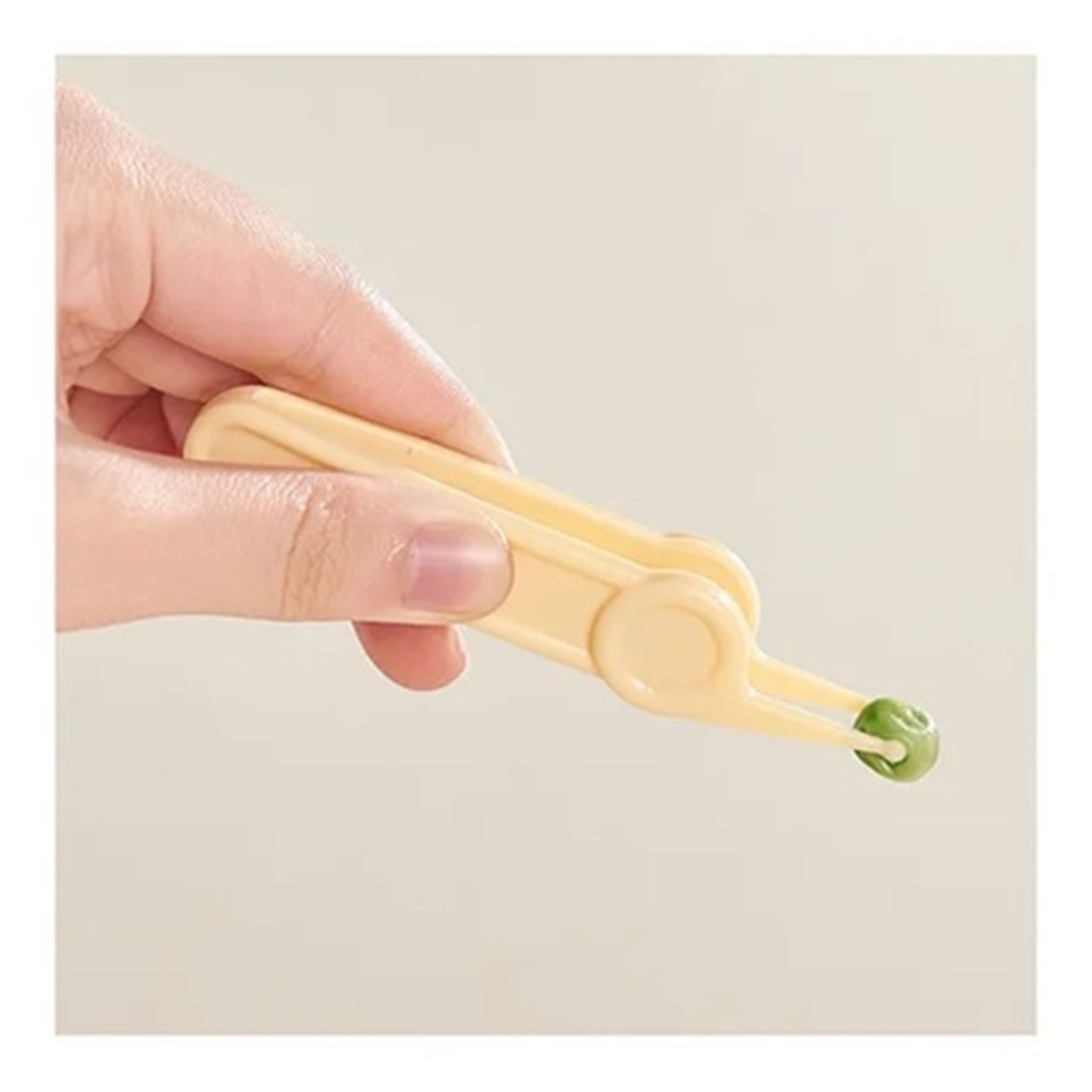 Set Ingrijire Unghii pentru Bebelusi, Flippy, Cutie de Depozitare in Forma de Ursulet, 10 x 9.5 cm, Galben