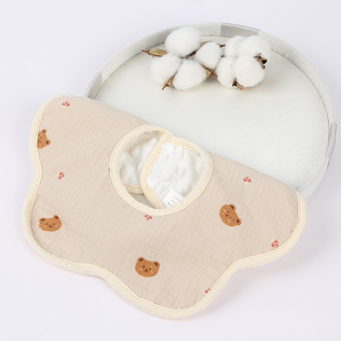 Baveta Tip Floare, Flippy, din Bumbac, pentru Copii 0-12 Luni, Rezistenta la apa, cu Capse, Model cu Ursuleti, 26 x 29 cm, Crem