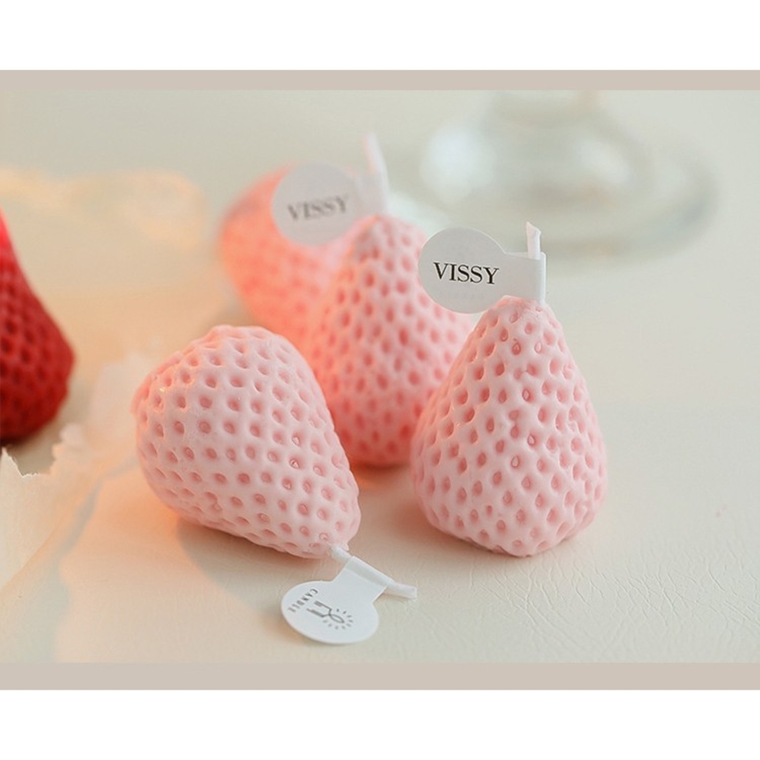 Set 4 Lumanari Parfumate, Flippy, Model Capsunici, Ardere 30 min, 52g, 6.3 x 6.3 x 3.8 cm, Roz