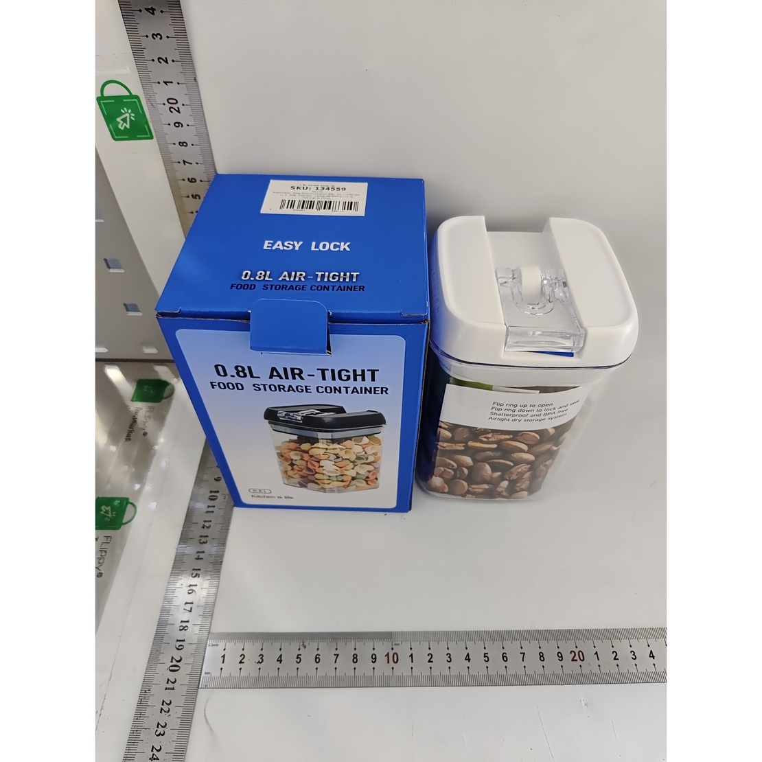 Cutie de Depozitare Alimente, Flippy, Cutie de Depozitare tip Container pentru Bucatarie, cu Capac, Inchidere Ermetica, Cutie pentru Cereale, 15.5 x 10 x 10 cm, volum 0.8 L, Alb