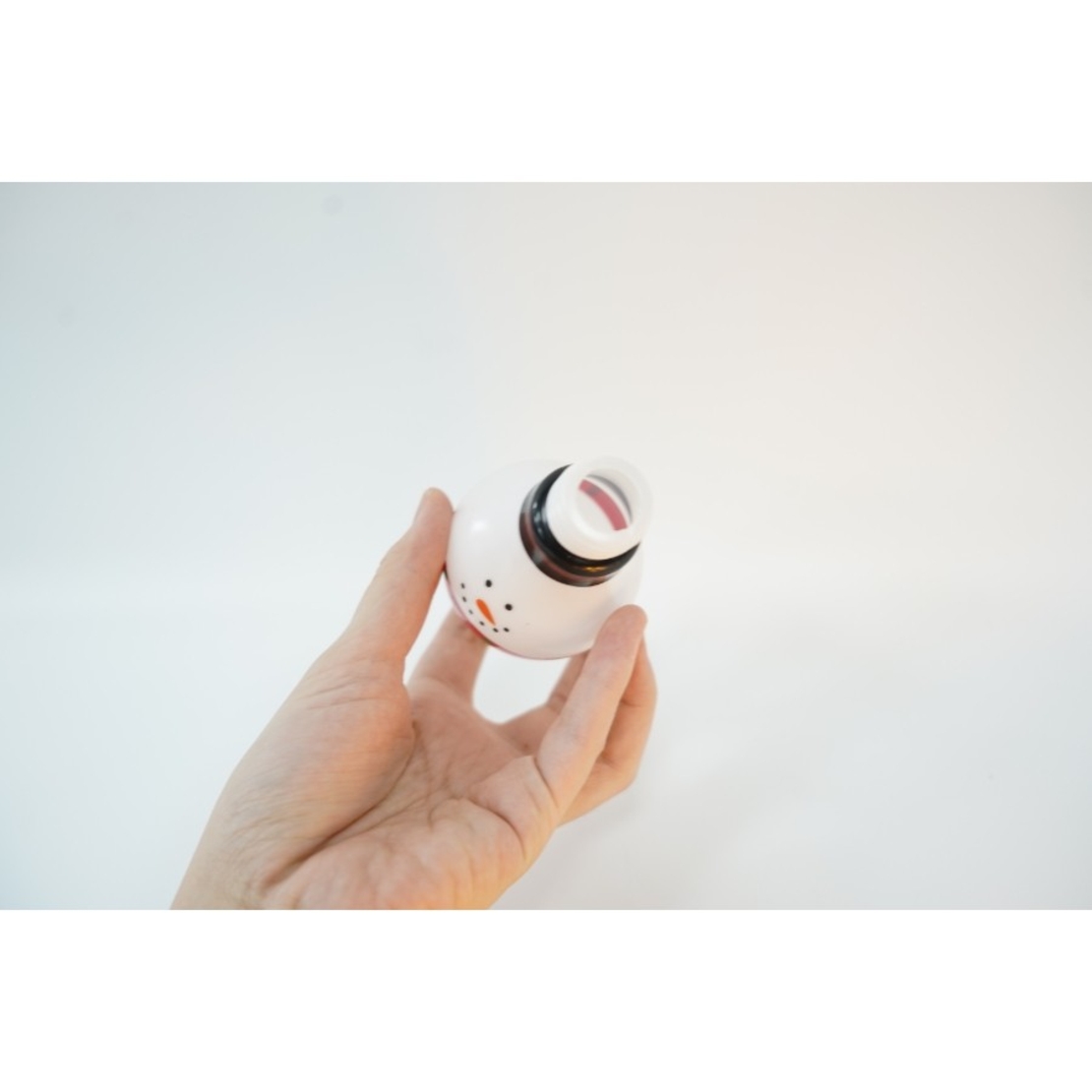 Set 10 Ornamente pentru Instalatie, Flippy, Atasare la Instalatia de Craciun, Design Festiv, Protectie Becuri Instalatie, Rezistente la Zapada, Interior/ Exterior, Model Om de zapada