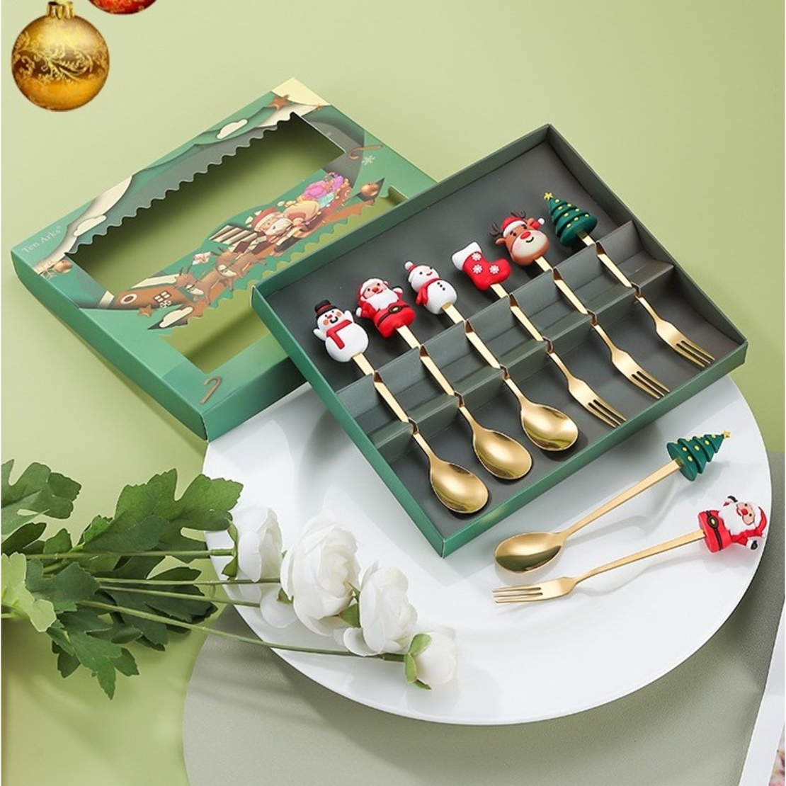 Set 6 Tacamuri, Flippy, Tema Craciun, 3 Linguri + 3 Furculite, cu Figurine, din Otel Inoxidabil, Cutie Cadou, 19 x 22 x 2.2 cm, Auriu