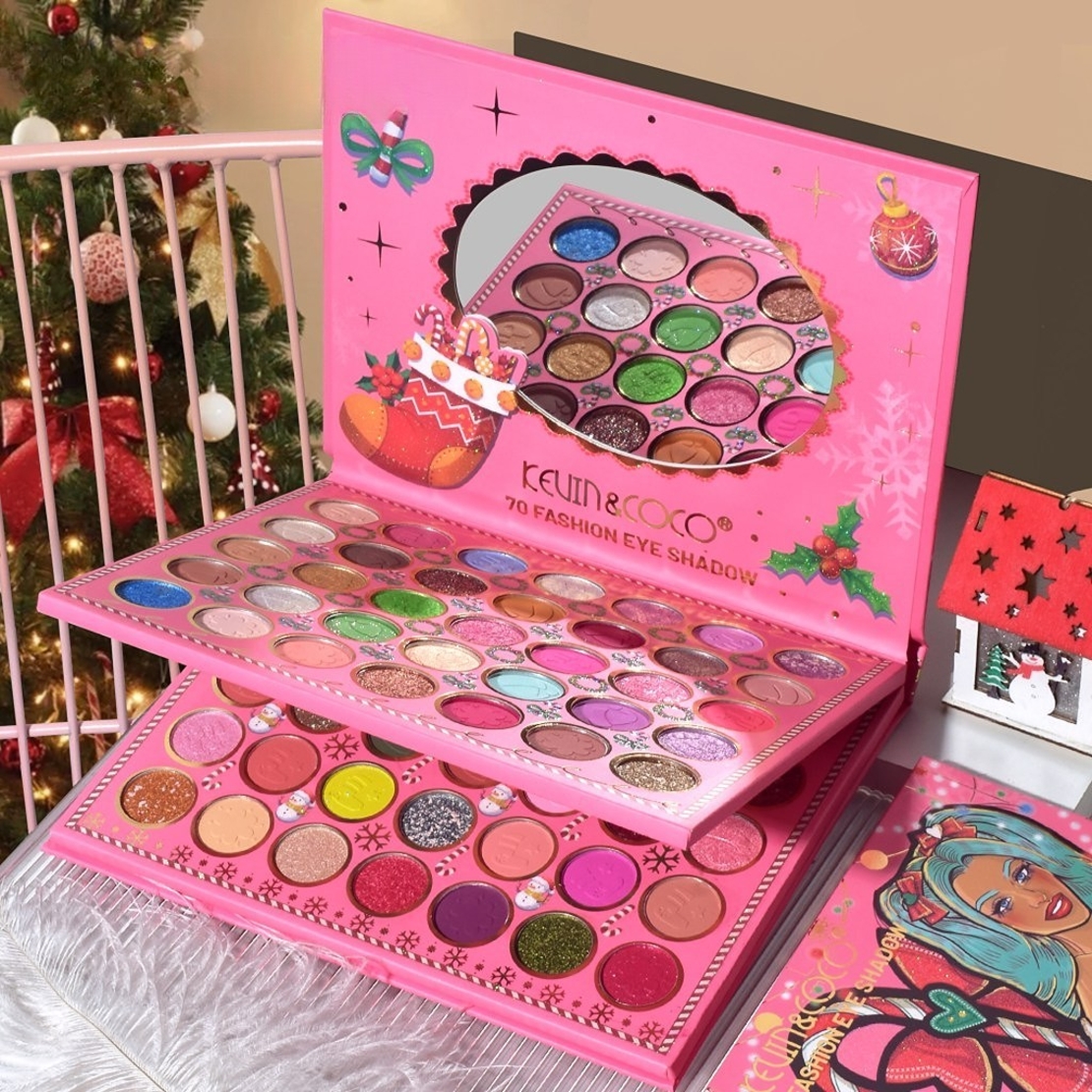 Trusa de Machiaj, KEVIN & COCO, Snowy Christmas, 70 culori, 22.5 x 17 x 2 cm, Multicolor