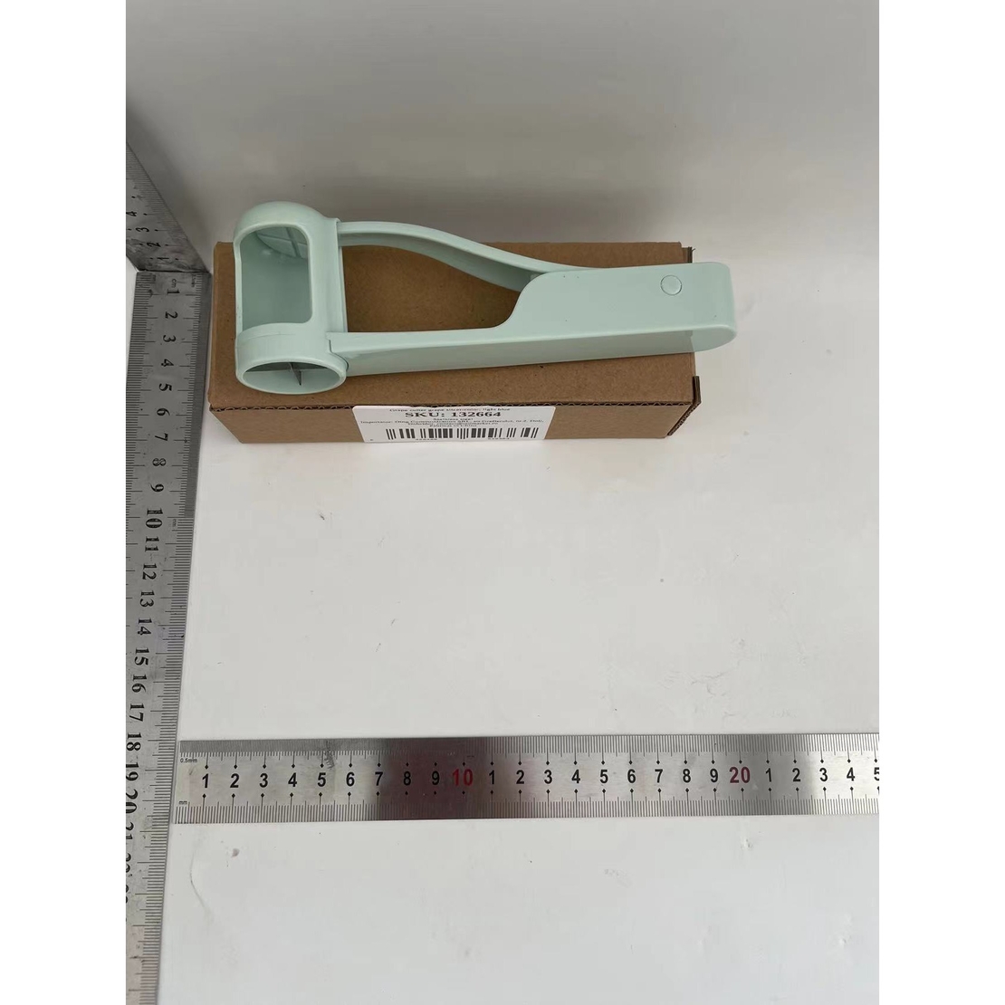 Taietor de Struguri Manual, Flippy, Usor de Curatat si Folosit, Plastic si Otel, Albastru Deschis, 16.5x5.5 cm