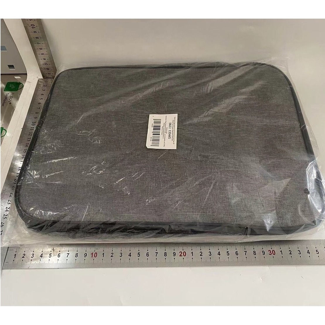 Geanta Flippy pentru Depozitare Acte si Documente, Facturi, Carduri, cu Cod de Securitate, 3 Compartimente, Impermeabila, 37 x 10.5 x 27 cm, Gri