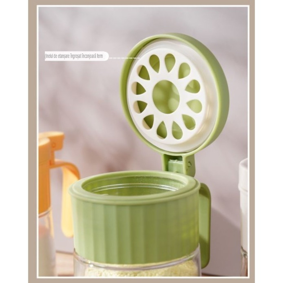 Recipient Condimente, Flippy, din Stilca, 180 ml, cu Maner si Lingurita, 10.6 x 7 x 7 cm, Capac Mat, Verde