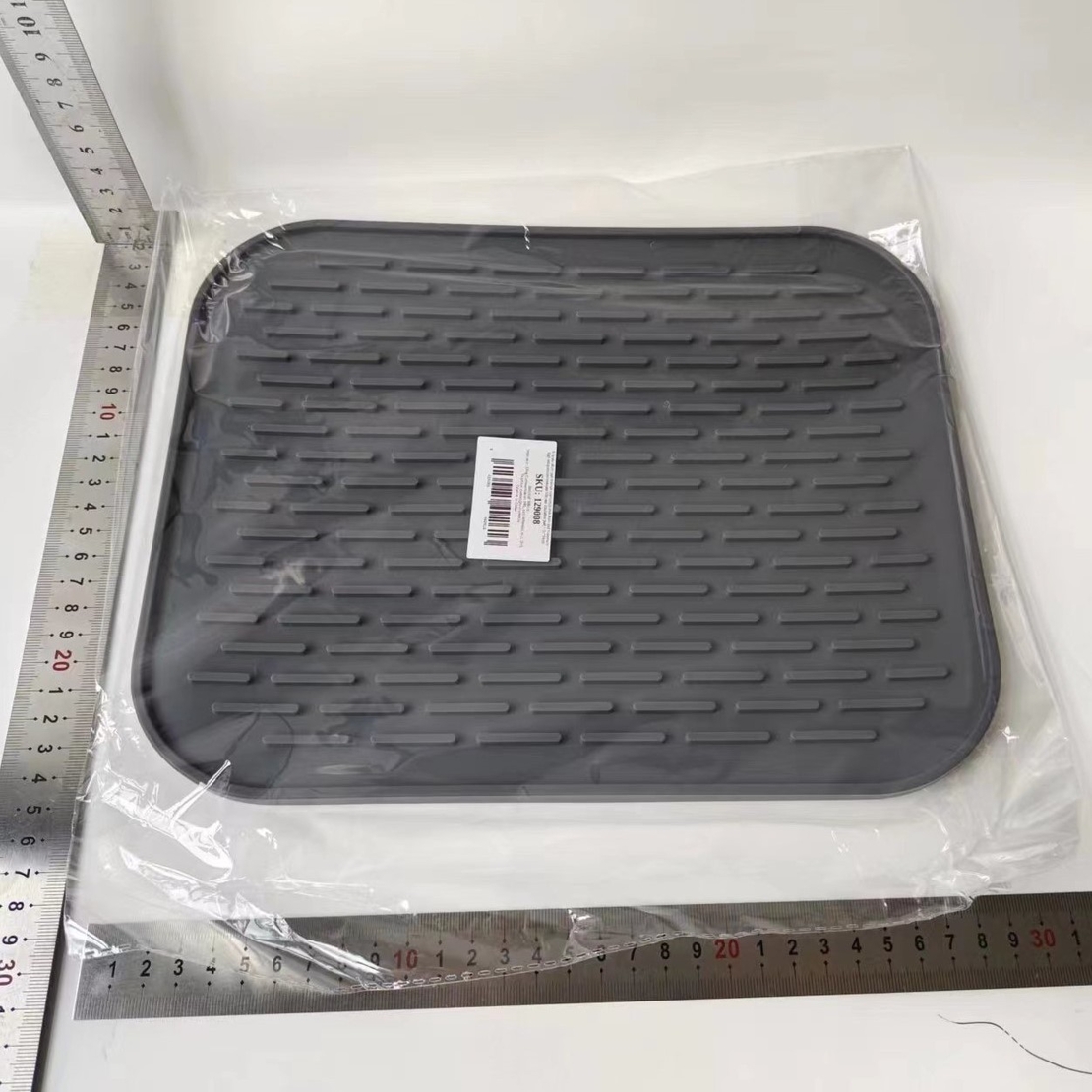 Covoras din Silicon pentru Scurgere Vase, Flippy, Uz Casnic, Rezistent la Temperaturi Ridicate, Izolator, 30x24 cm, Negru
