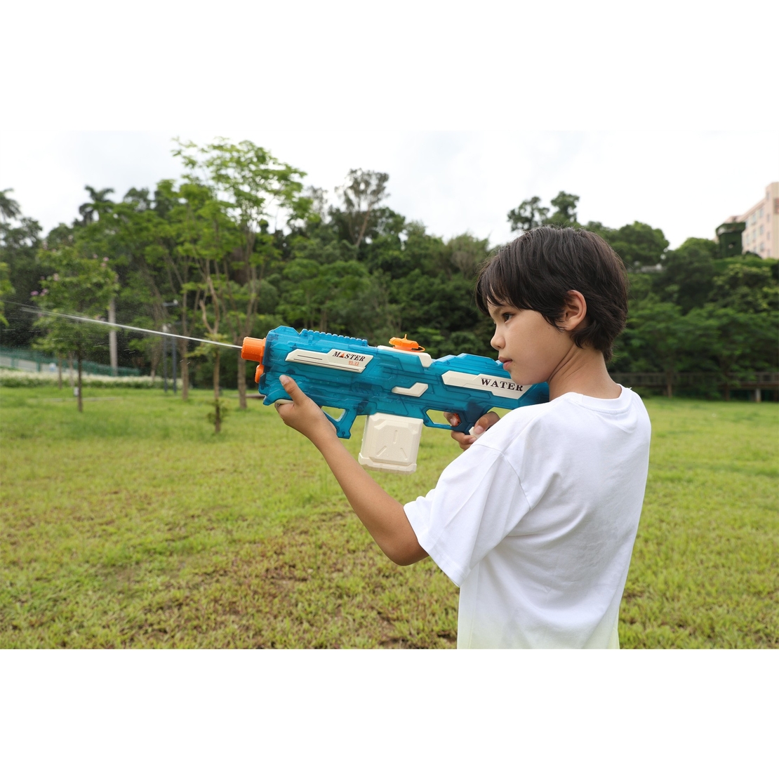 Pistol cu Apa Electric, Flippy, +6 Ani, Rezervor 650 ml, Incarcare USB, din Plastic, 59 x 23 x 6 cm, Albastru