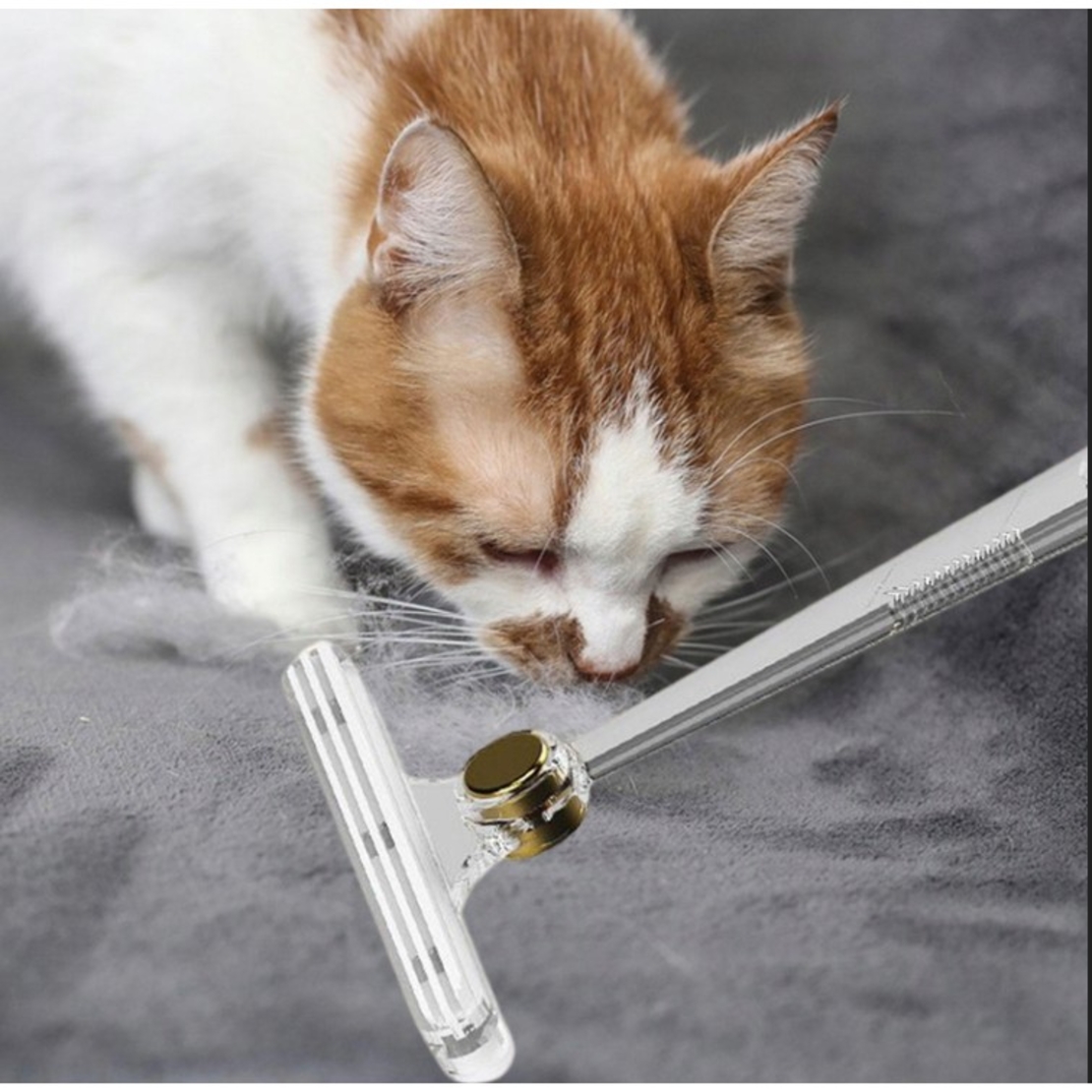 Perie de Indepartare a Scamelor, Flippy, pentru Haine si Par de Animale, cu Doua Fete, Manual, Multifunctional, 12x14.5 cm, Accesoriu pentru Casa, Alb