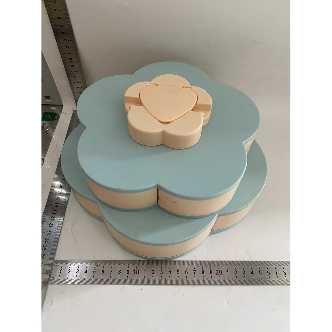 Tava pentru Servire, Flippy, pentru Fructe / Legume / Snackuri, cu Sertare, Deschidere Rotativa, pe 2 Straturi, in Forma de Floare, 26 x 26 x 11.5 cm Albastru