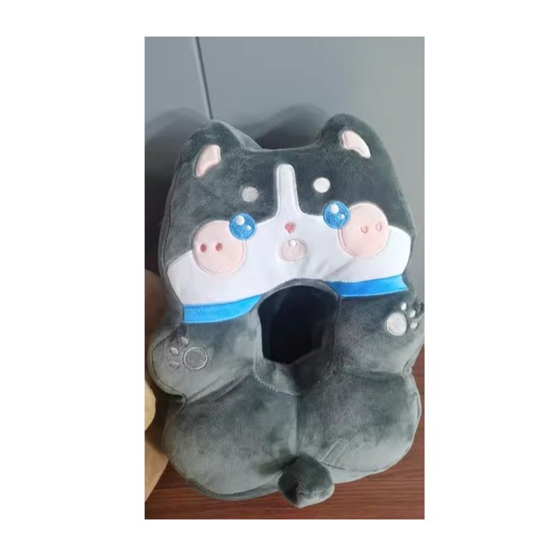 Perna din Spuma, Flippy, pentru Birou, Calatorii, Model Husky, Lavabila, Umplutura de Bumbac, Spatiu Cap in Forma de 8, 30x35x30 cm, Gri