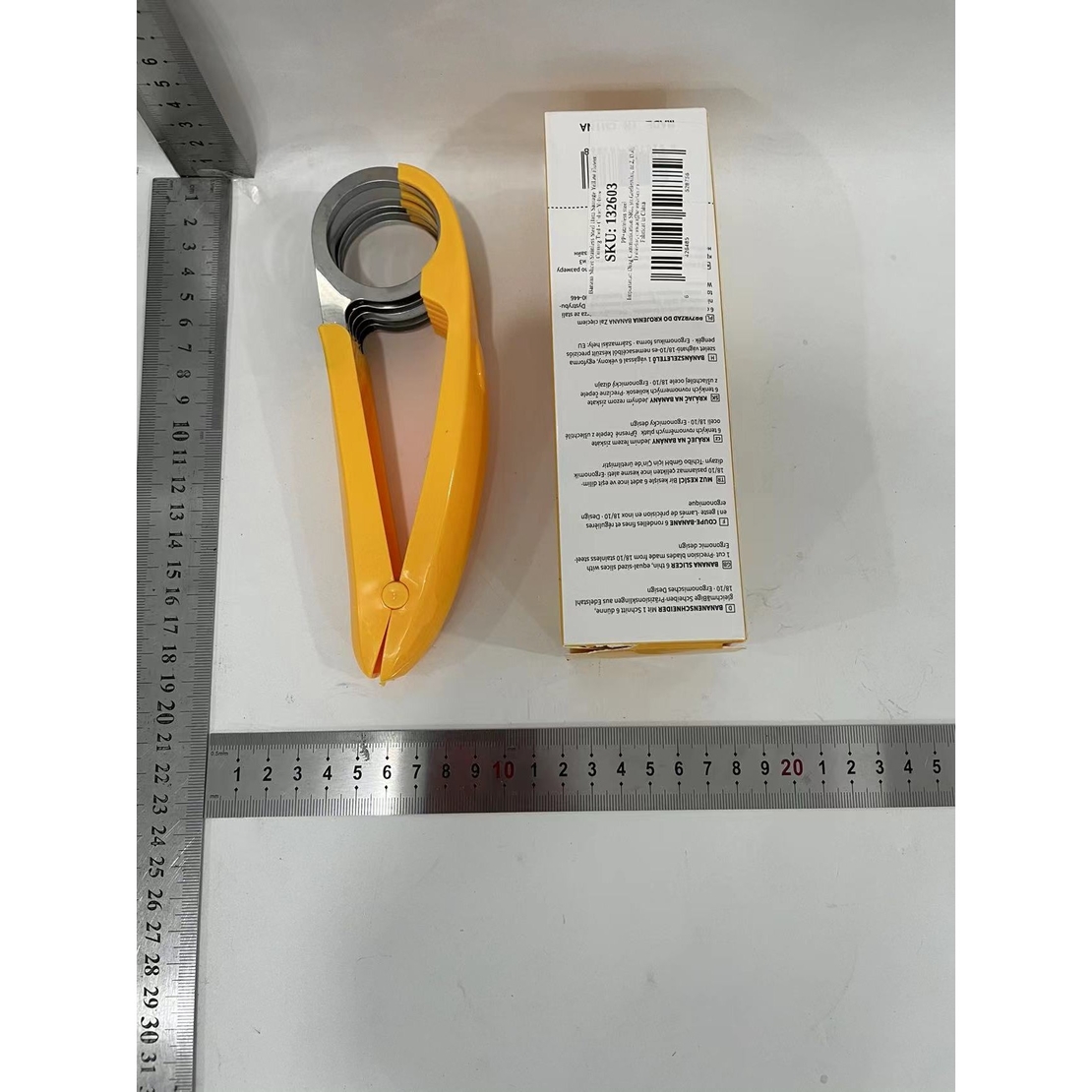 Feliator pentru Alimente, Flippy, Accesoriu pentru Bucatarie, Cutit pentru Legume si Fructe, Model Banana, Ergonomic, 17.5x5x4 cm, Galben