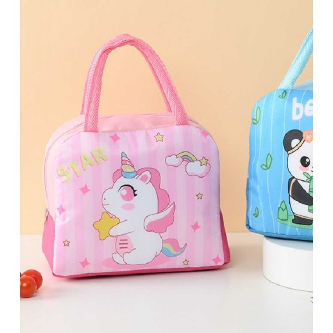 Geanta Termoizolanta pentru Copii, Flippy, 23x13x19 cm, Model Imprimeu Unicorn, din Folie de Aluminiu si Panza Oxford, Roz
