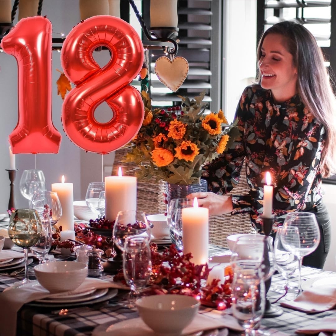 Balon din Folie Metalizata Flippy, Figurina Cifra, Tema Aniversare 40 cm, Ambalaj Individual, Pai inclus, Umflare cu Aer sau Heliu, Rosu, Cifra 1