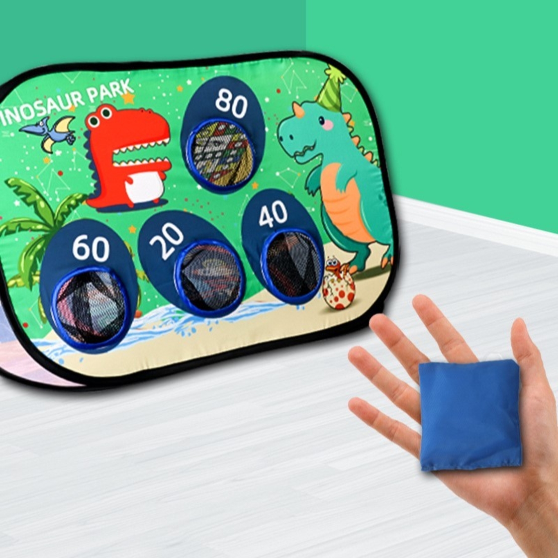 Joc pentru Copii, Flippy, Aruncarea Sacilor cu Nisip, Sageti, 8 Mingi, 4 Saci, Geanta Portabila, Interactiv, Model Dinozauri, 77.5x44.5x42 cm, Multicolor