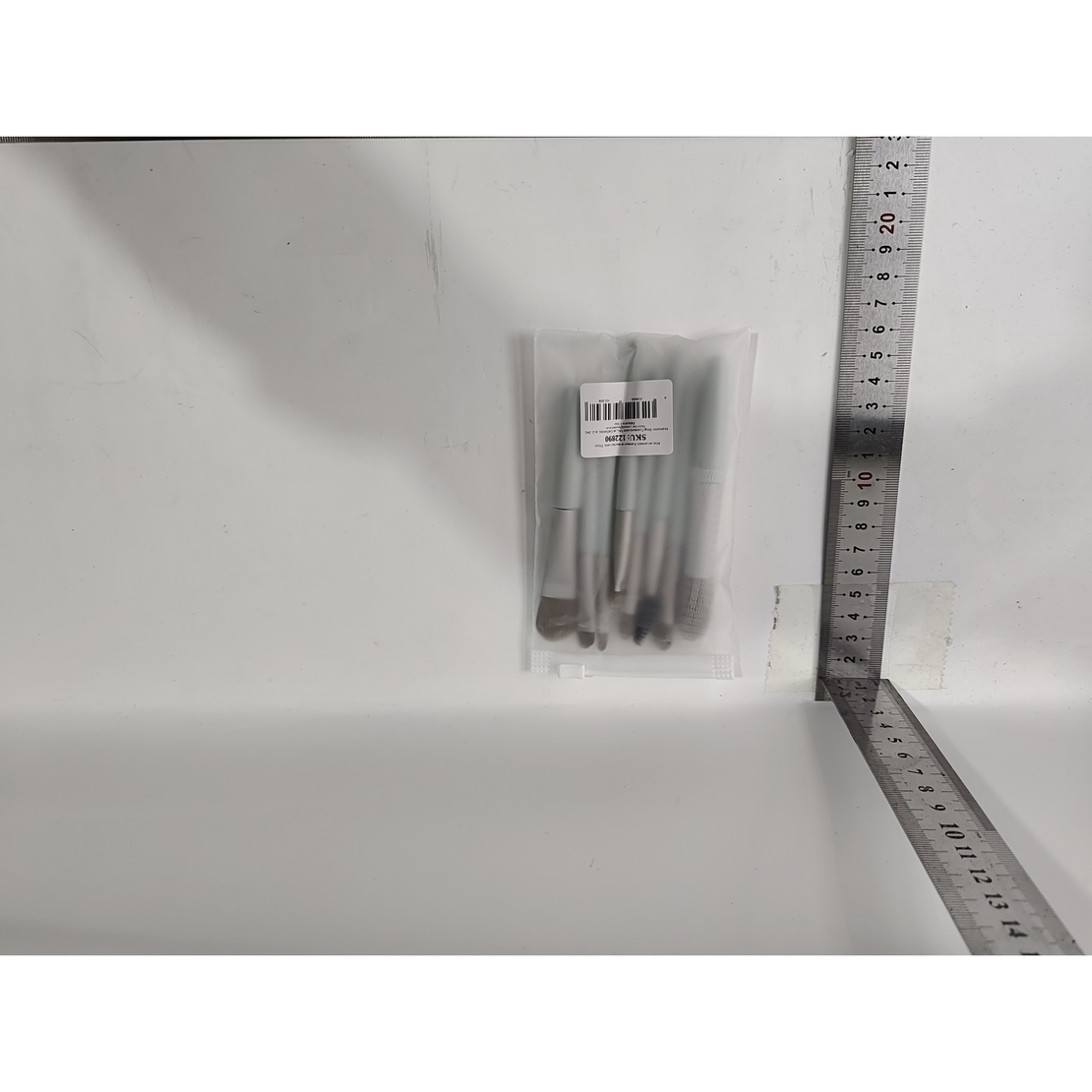 Mini set portabil 8 pensule de machiaj verzi, Flippy