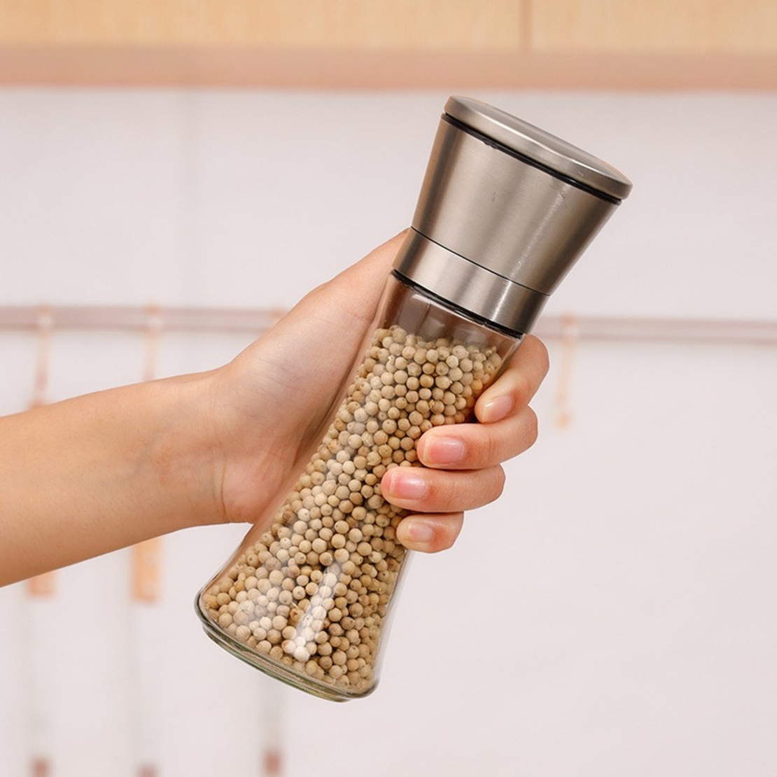 Rasnita Manuala pentru boabe, Flippy, Rasnita pentru Piper Sare Cafea, din Sticla cu Otel inoxidabil, 19.2 x 6.4 cm, volum 200 ml, Transparenta cu Capac din Inox
