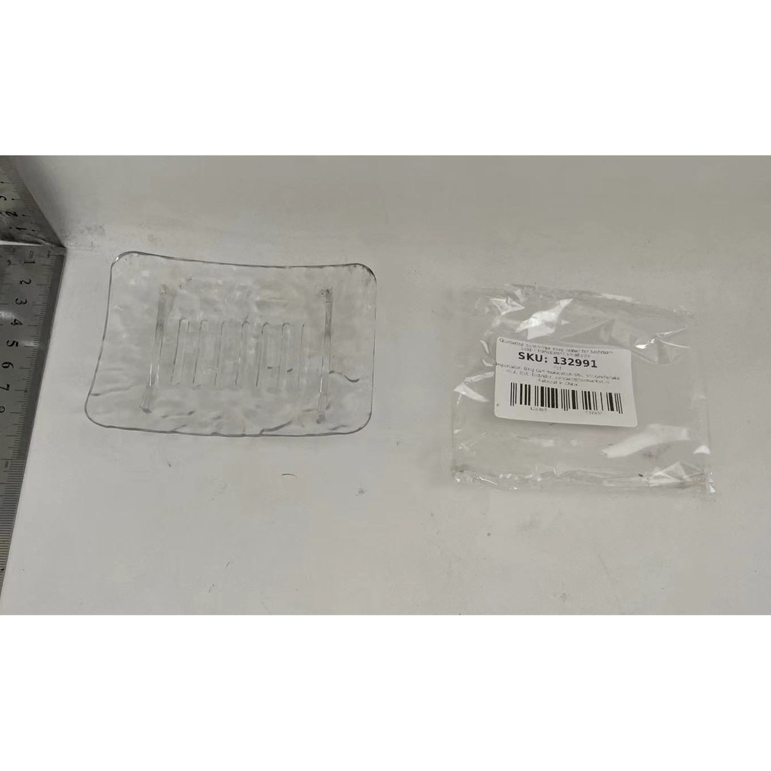 Savoniera din Plastic Flippy, 11 x 8 cm, cu Scurgere Apa, Design Modern, Transparent