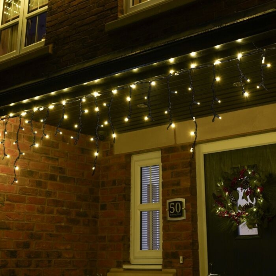 Instalatie Craciun Profesionala de Exterior IP65, 145 m, 3480 Led-uri Mari ,Franjuri, Alb cald, Flash, Alimentator de 1.5 m, Interconectabila, Fir Negru Cauciucat, 220v, Flippy