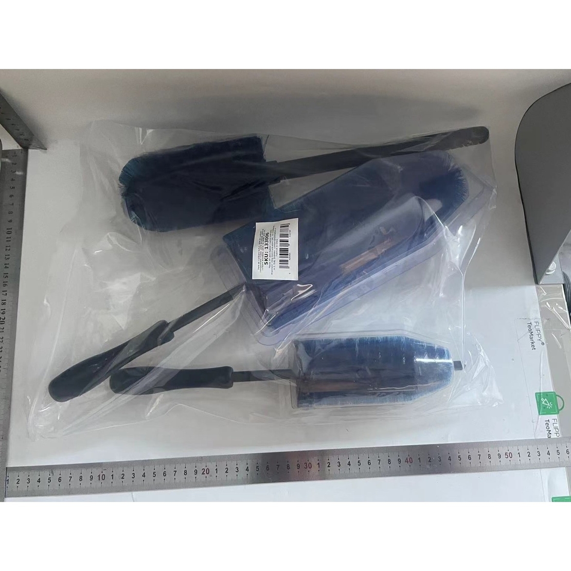 Set 3 Piese pentru Cosmetica Auto, Flippy, din Plastic si Otel, Maner Ergonomic, Perie Butuc, Anvelope, Detalii, Albastru