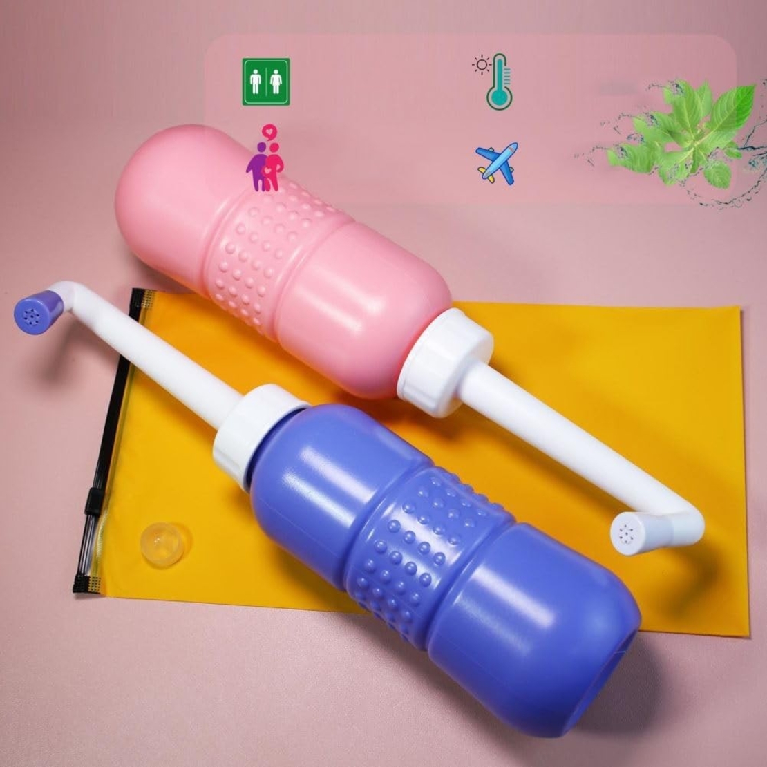 Bideu Portabil pentru Igiena Intima, Flippy, pentru Postpartum/ Postoperator, 450 mL, cu Capac si Husa Galbena, 29.5x7 cm, Culoare Recipient Roz