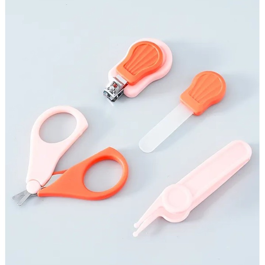 Set Ingrijire Unghii pentru Bebelusi, Flippy, Cutie de Depozitare in Forma de Ursulet, 10 x 9.5 cm, Roz