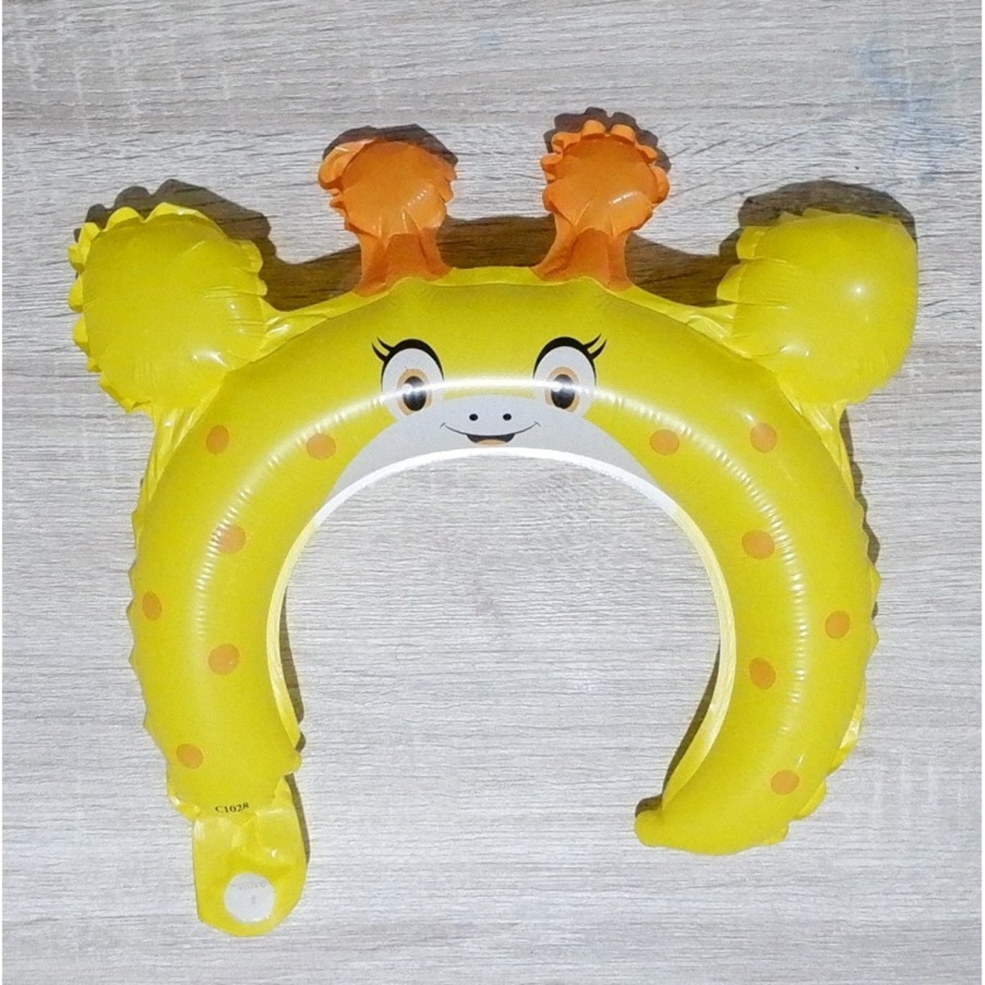 Balon din Folie Metalizata, Flippy, Tip Coronita cu Urechi, Model Girafa, Ambalaj Individual, Pai Inclus, Umflare cu Aer sau Heliu, 28 x 31 cm, Galben