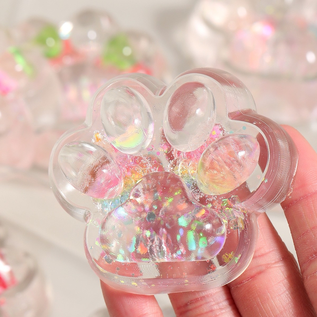 Jucarie Antistres Squishy, Flippy, Labuta de Pisica Pufoasa, cu Revenire Lenta, 7 x 6.5 cm, Model 270532, Multicolor