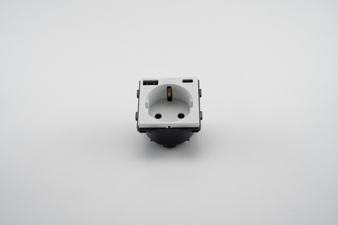 Modul Priza Simpla + USB-A + USB-C LUXION, alb