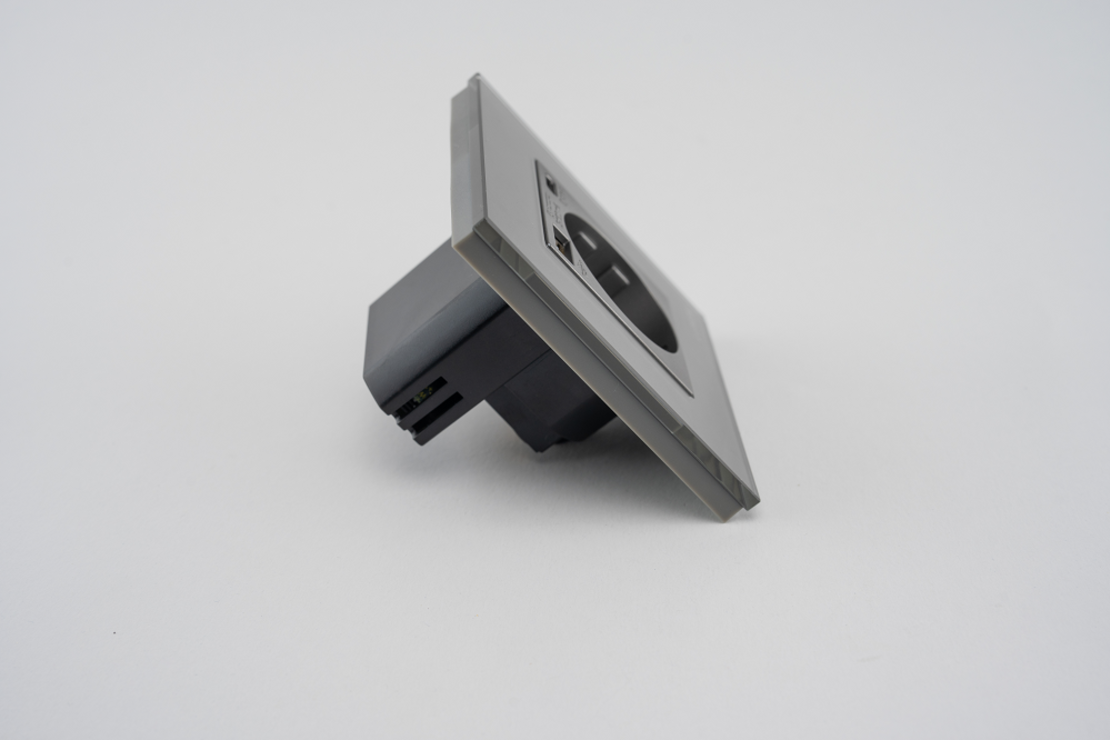 Priza Simpla + USB-A + USB-C LUXION cu Rama din Sticla, gri