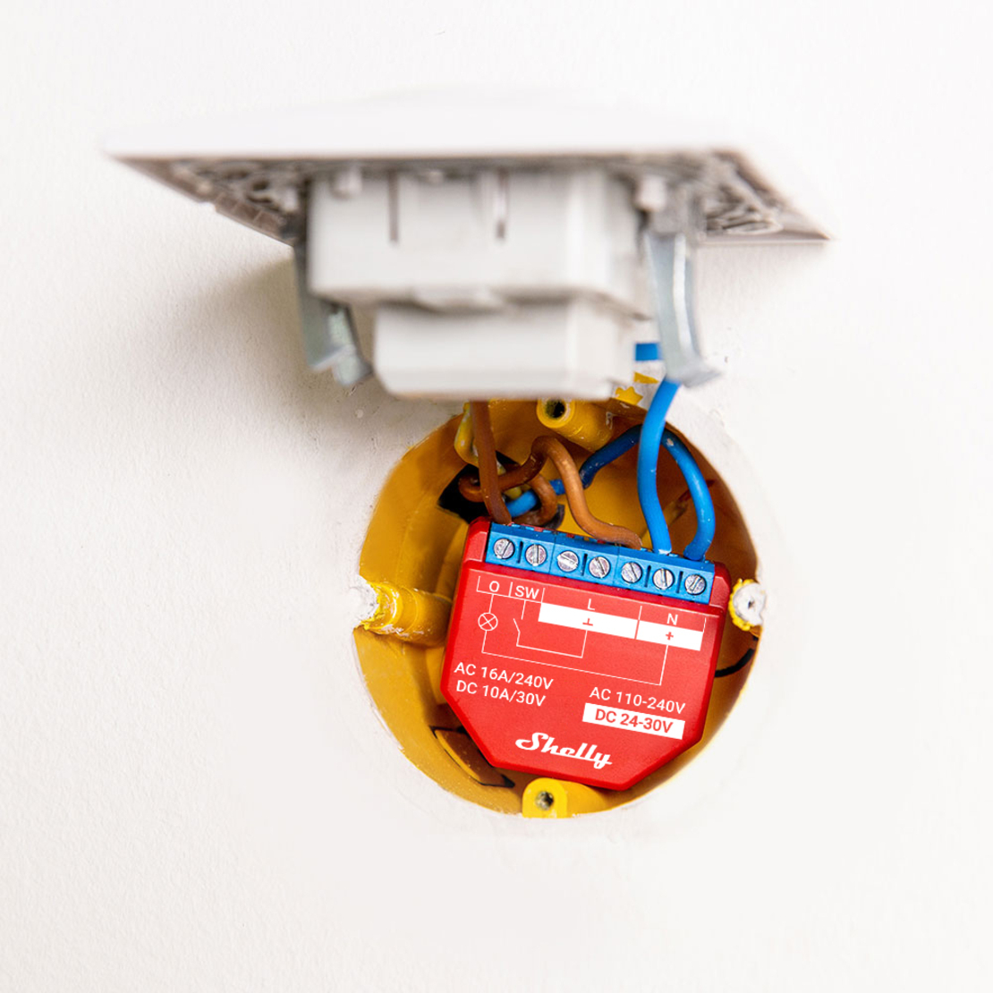 Releu Inteligent Shelly Plus 1PM cu Masurare Consum, Wi-Fi, Control Aplicatie